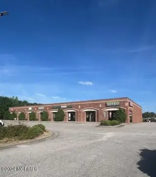 Versatile Commercial Space Available