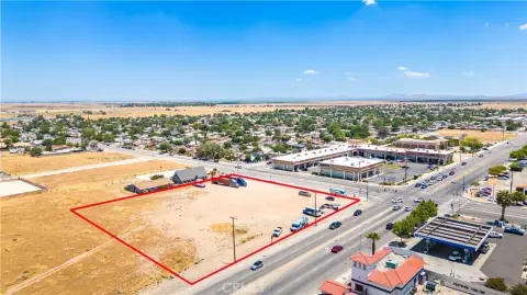 Prime Commercial Land Opportunity