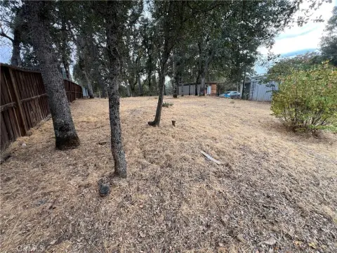 Residential Land in Clearlake, CA