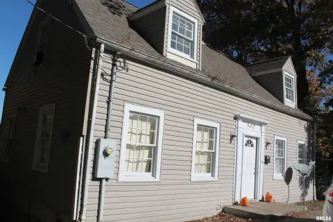 Carbondale Residential Income Property