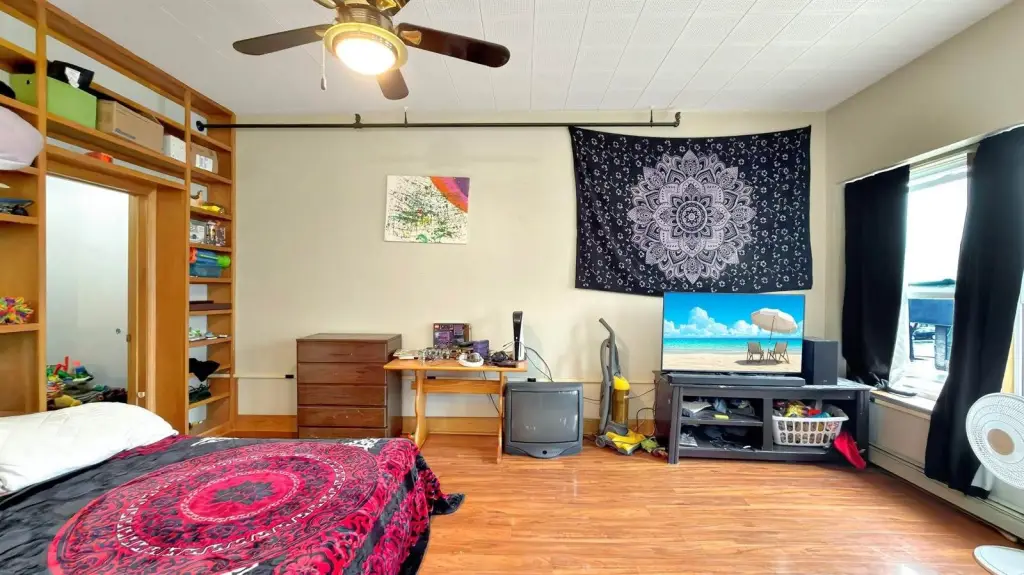Picture 7