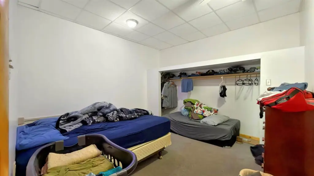 Picture 25