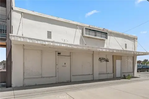 Fontana Commercial Building For Lease