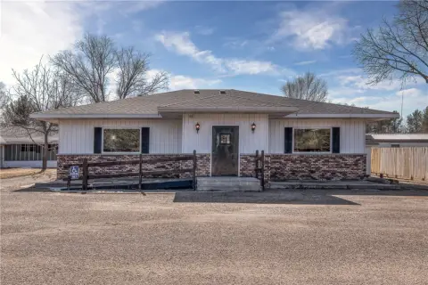 Updated Building with Highway Visibility