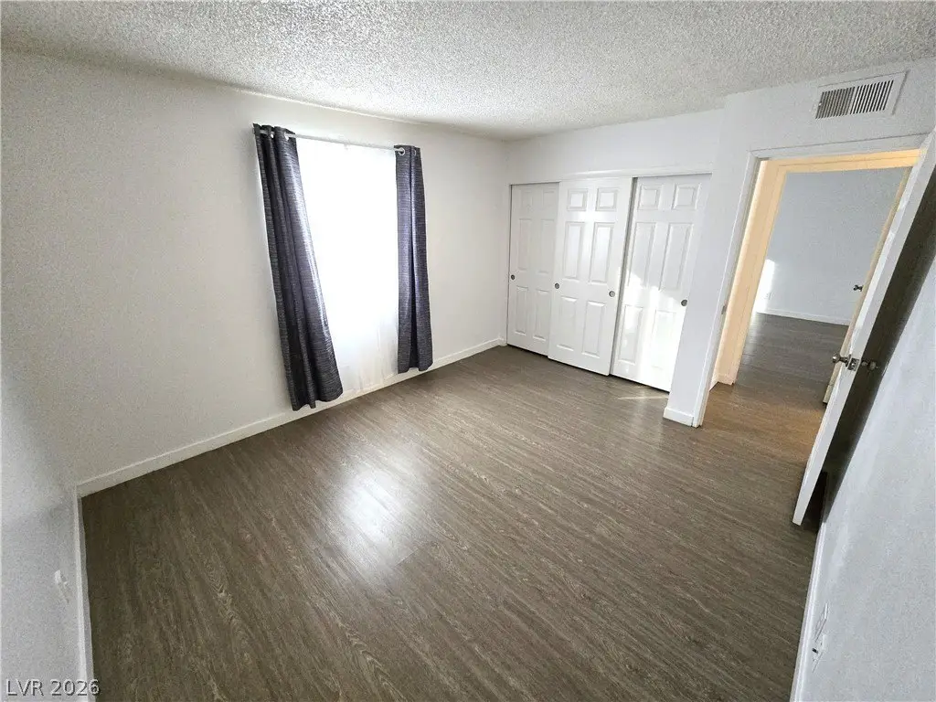 Picture 43