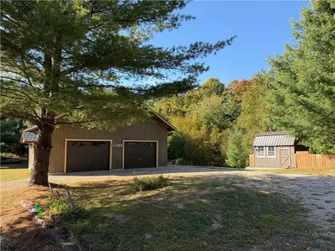 Shell Lake Country Getaway