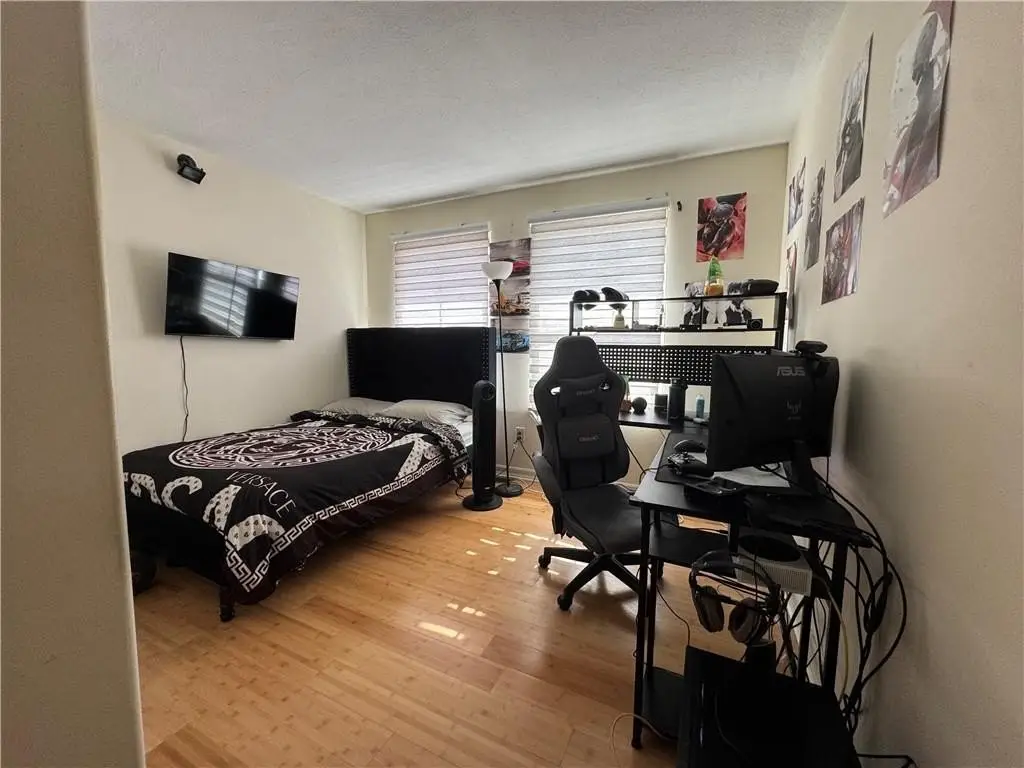 Picture 25
