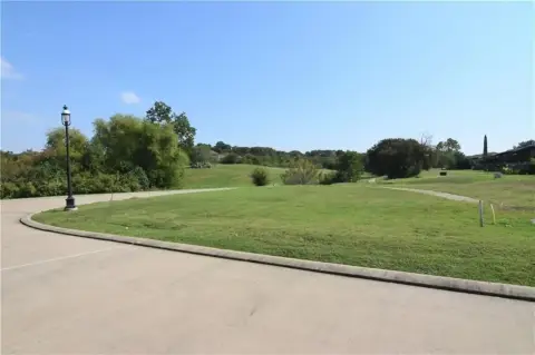 Residential Land in Woodway, TX