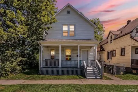 Port Huron Duplex Investment Opportunity