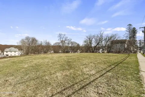 Residential Land in Pittsfield, MA