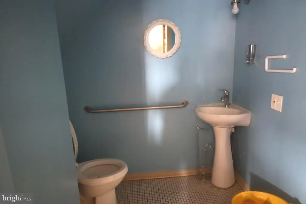 Picture 16