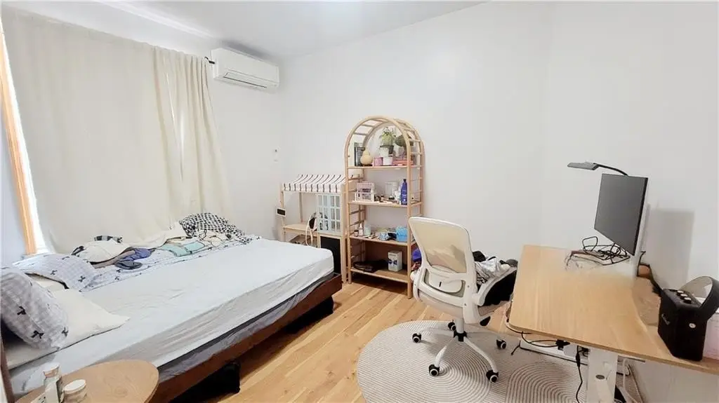 Picture 7