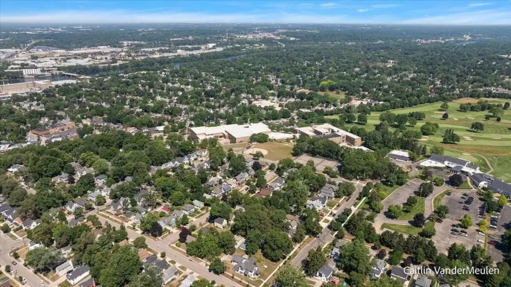 Picture 19