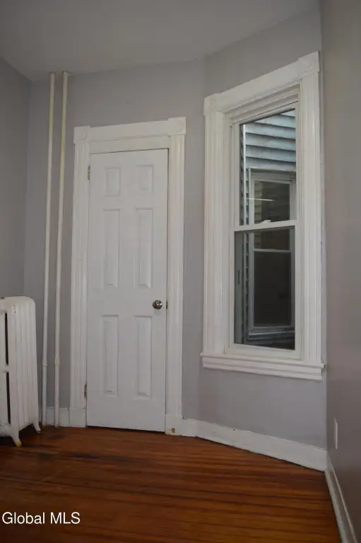 Picture 7