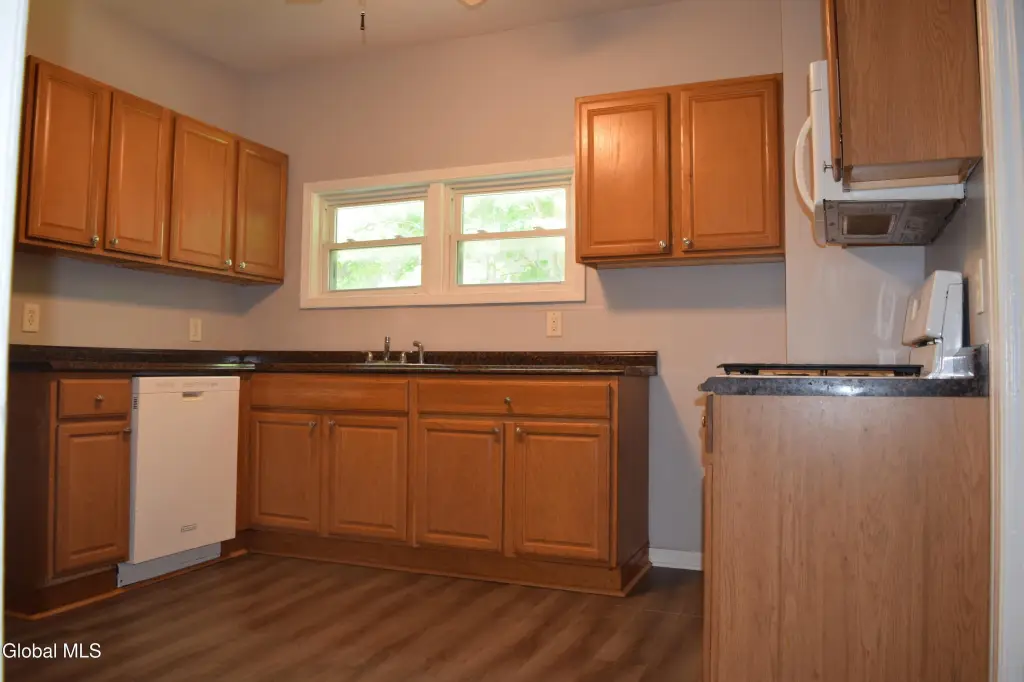 Picture 18