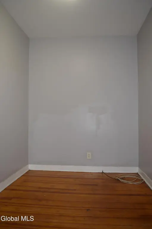 Picture 8