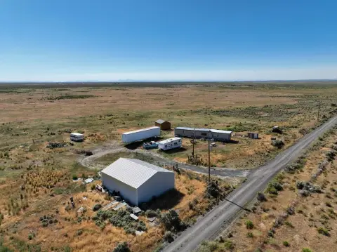 Eastern Oregon Acreage with Shop