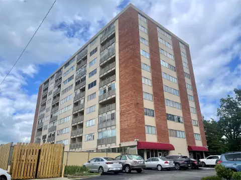 Prime Commercial Suite on Nicholasville Road