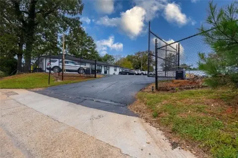 Renovated Office Space in Woodstock