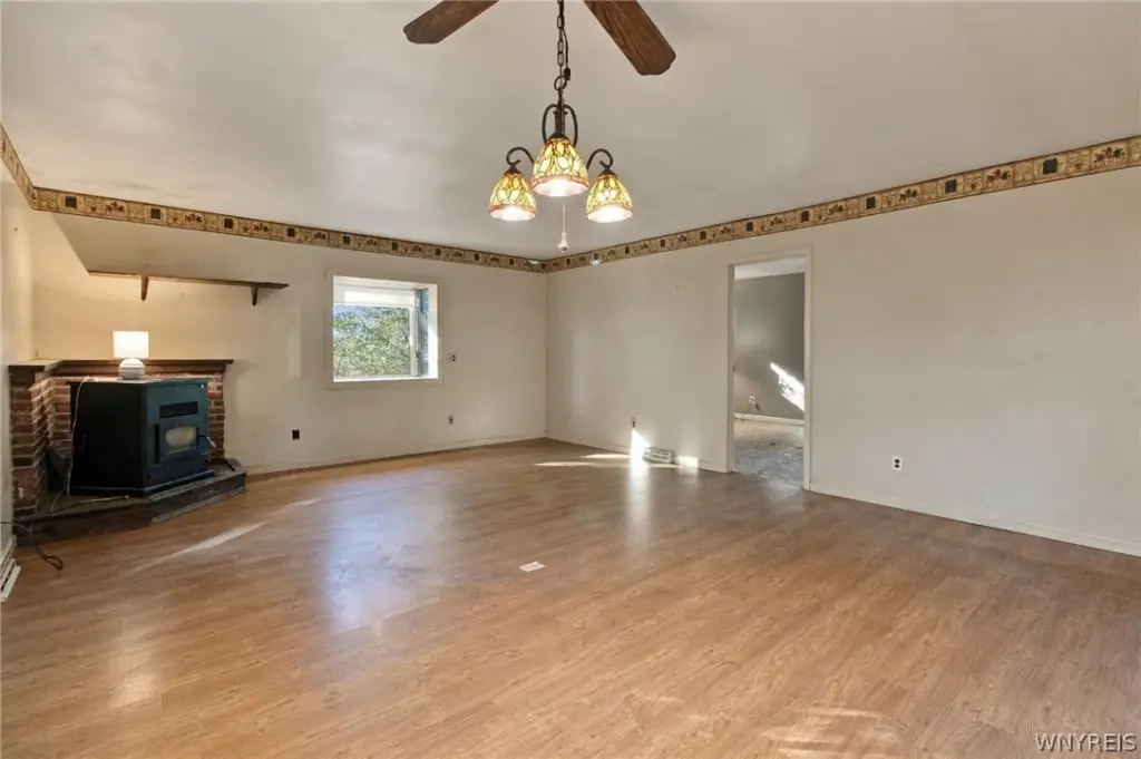 Picture 13