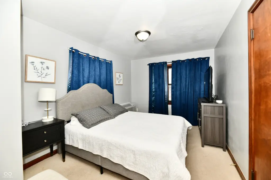 Picture 30