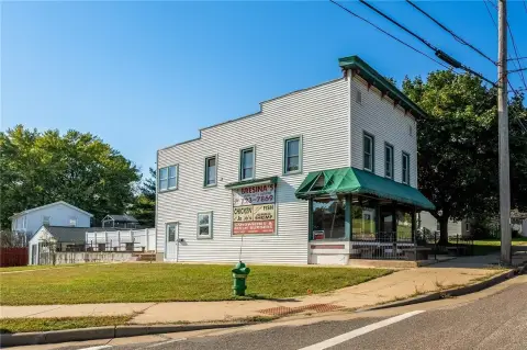 Turnkey Restaurant with Living Spaces