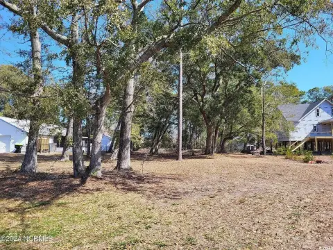 Coastal Homesite Near Intracoastal Waterway