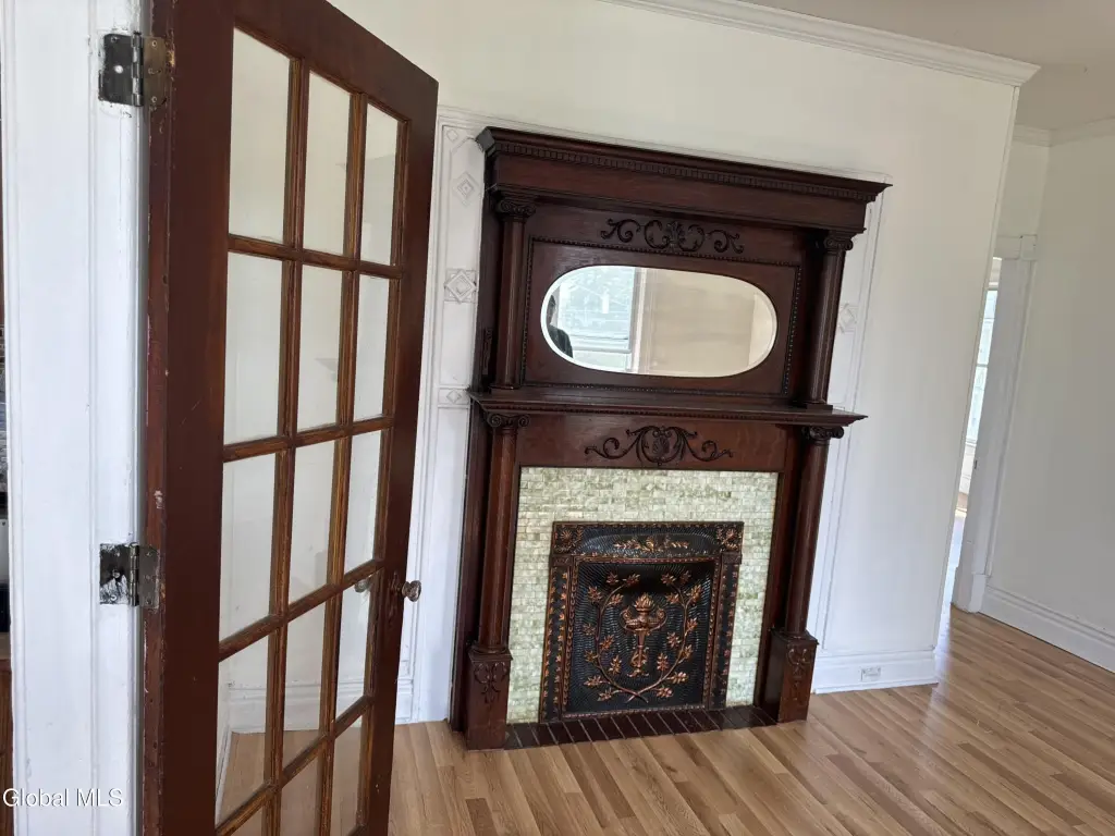 Picture 11