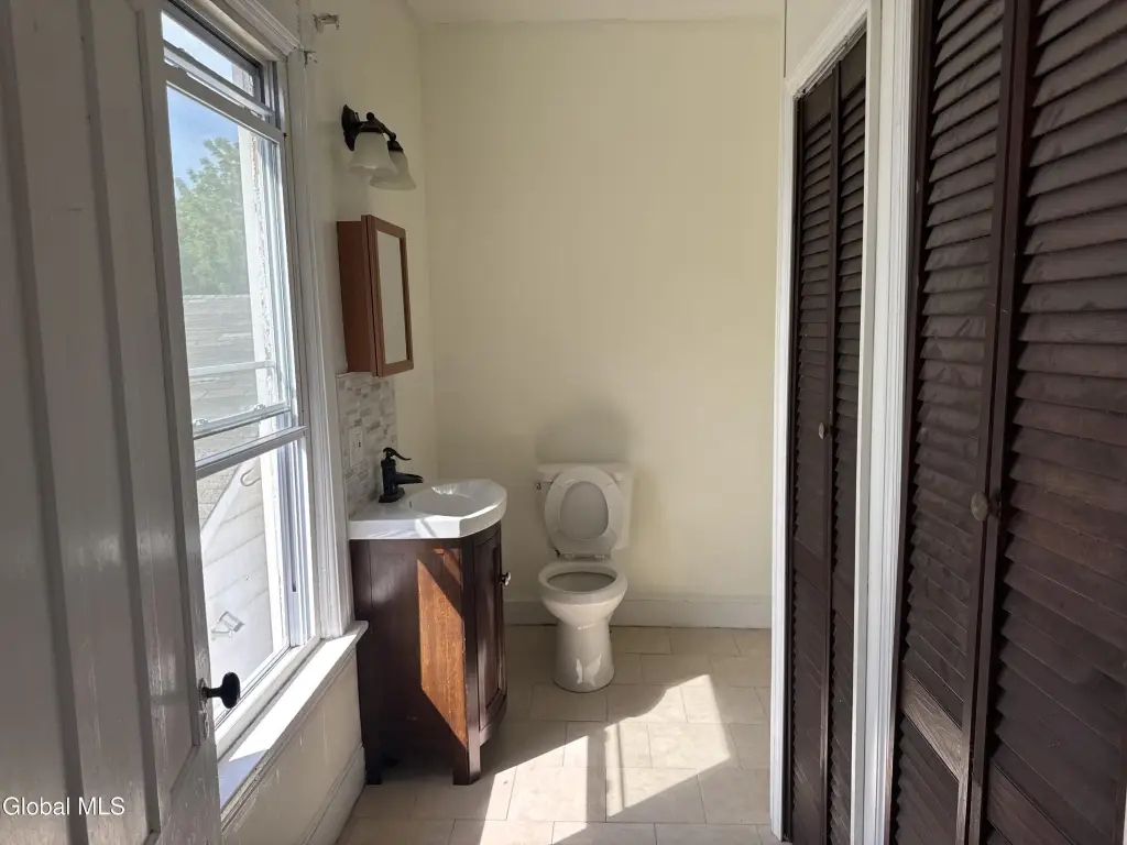 Picture 18