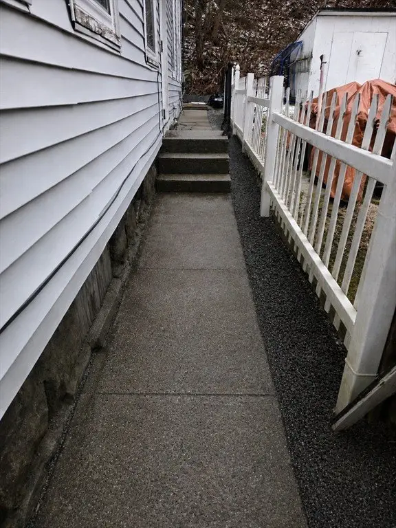 Picture 24