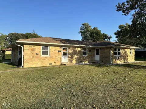 Ranch Duplex with Storage Barn