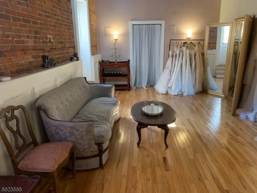 Picture 3