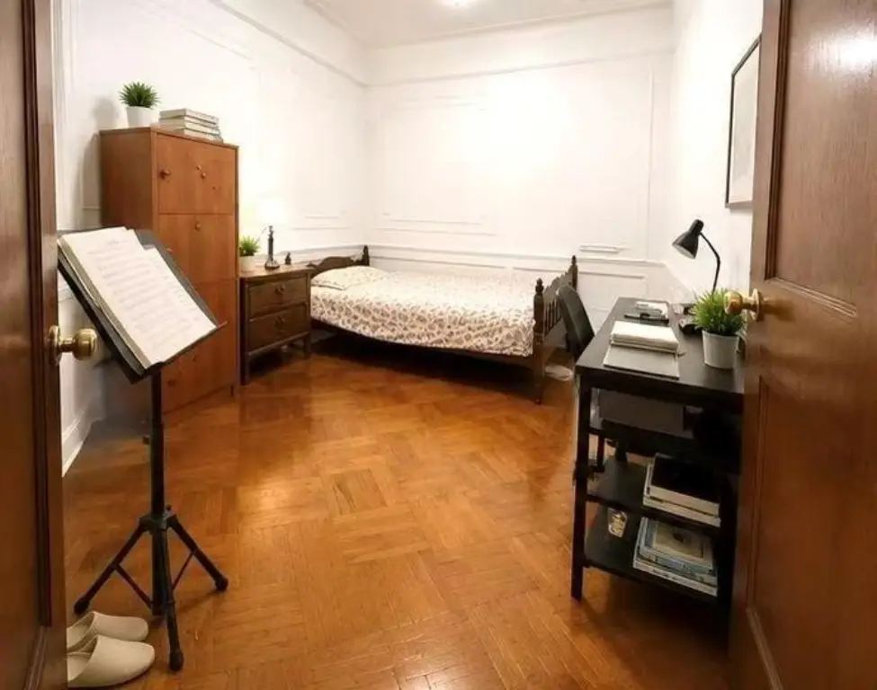 Picture 5