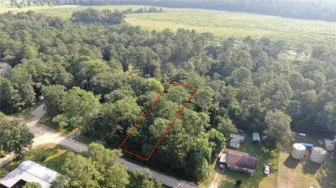 Land Near Lake Ivanhoe