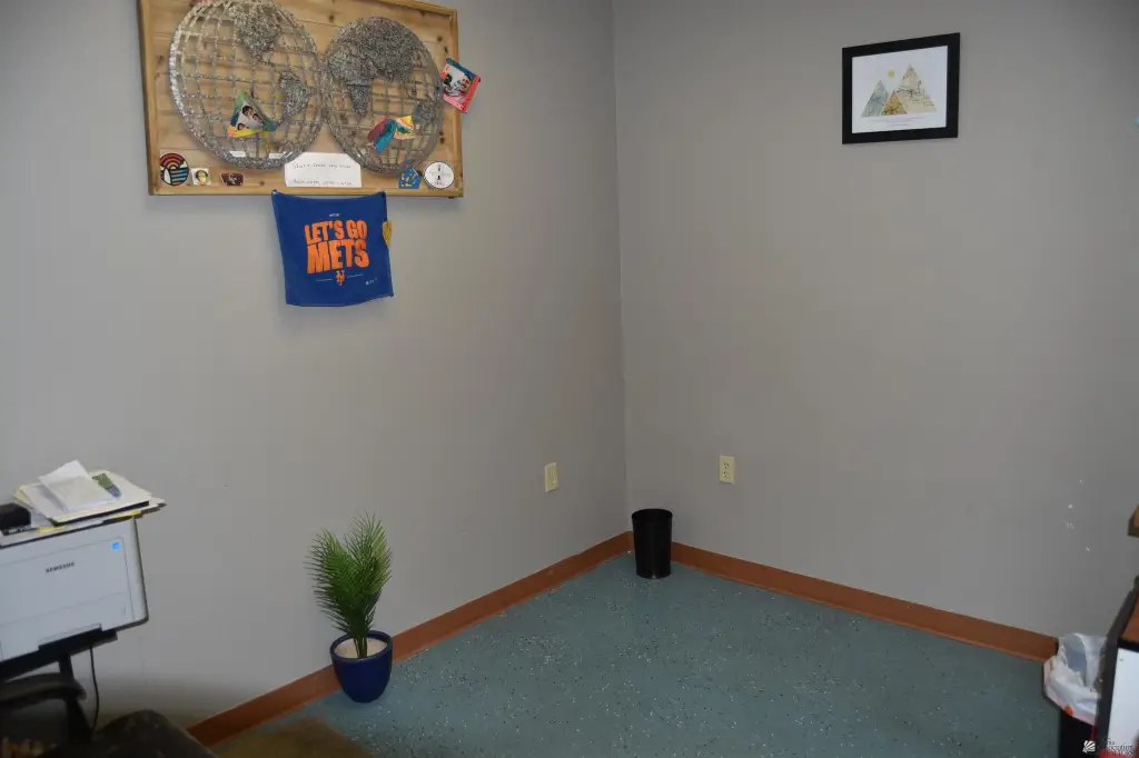 Picture 12
