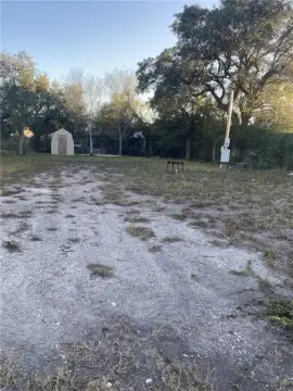 Vacant Lot in High-Traffic Area