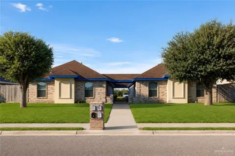 Turnkey Fourplex with New Roof