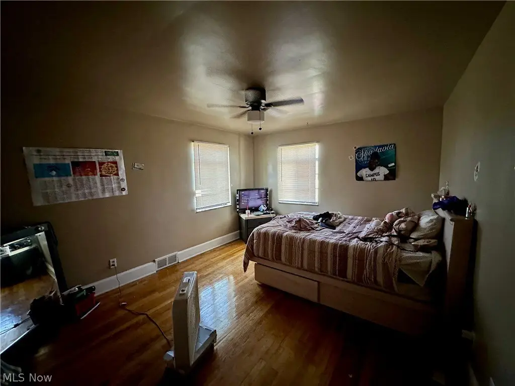 Picture 10