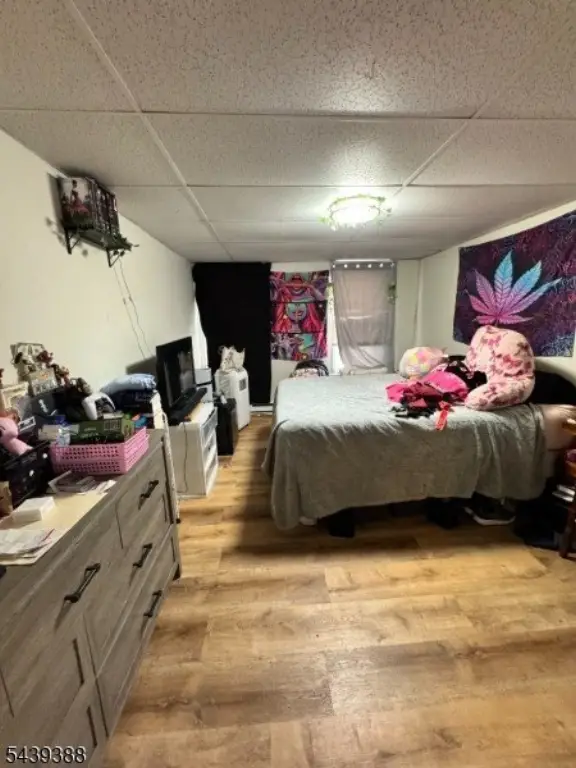 Picture 30