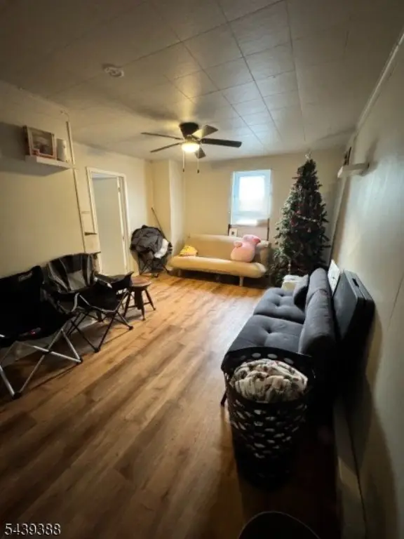 Picture 27