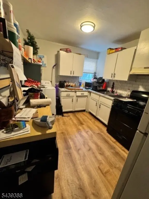 Picture 25