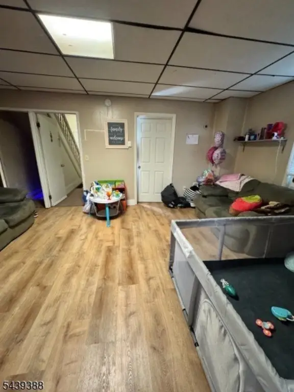 Picture 33