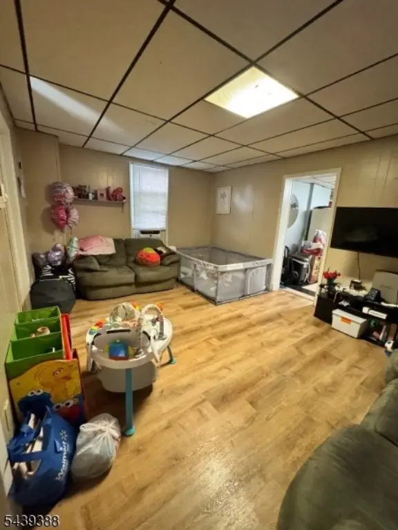 Picture 32