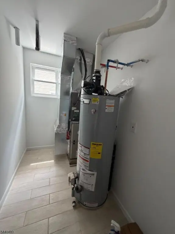 Picture 19