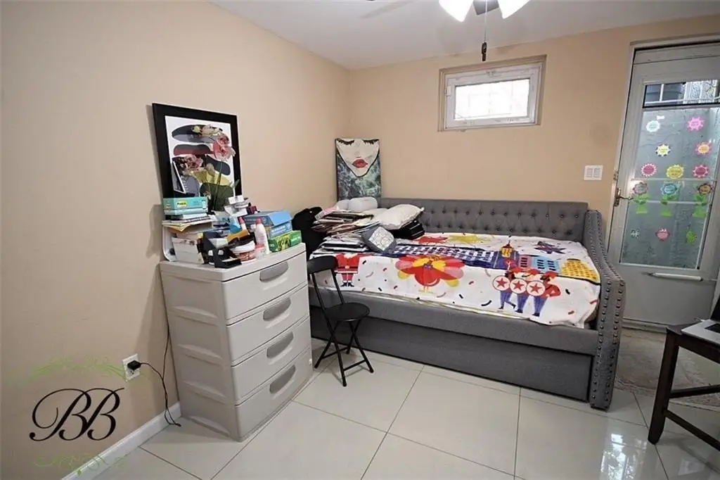 Picture 8