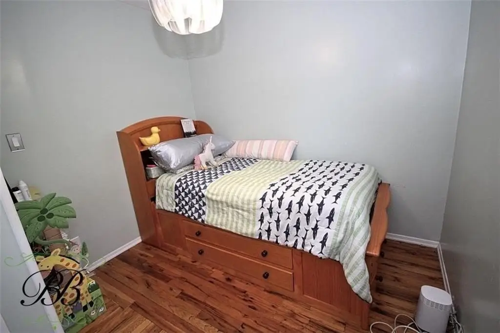 Picture 18