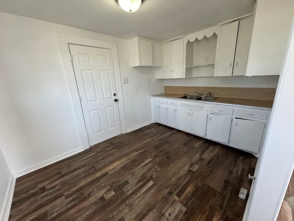 Picture 5