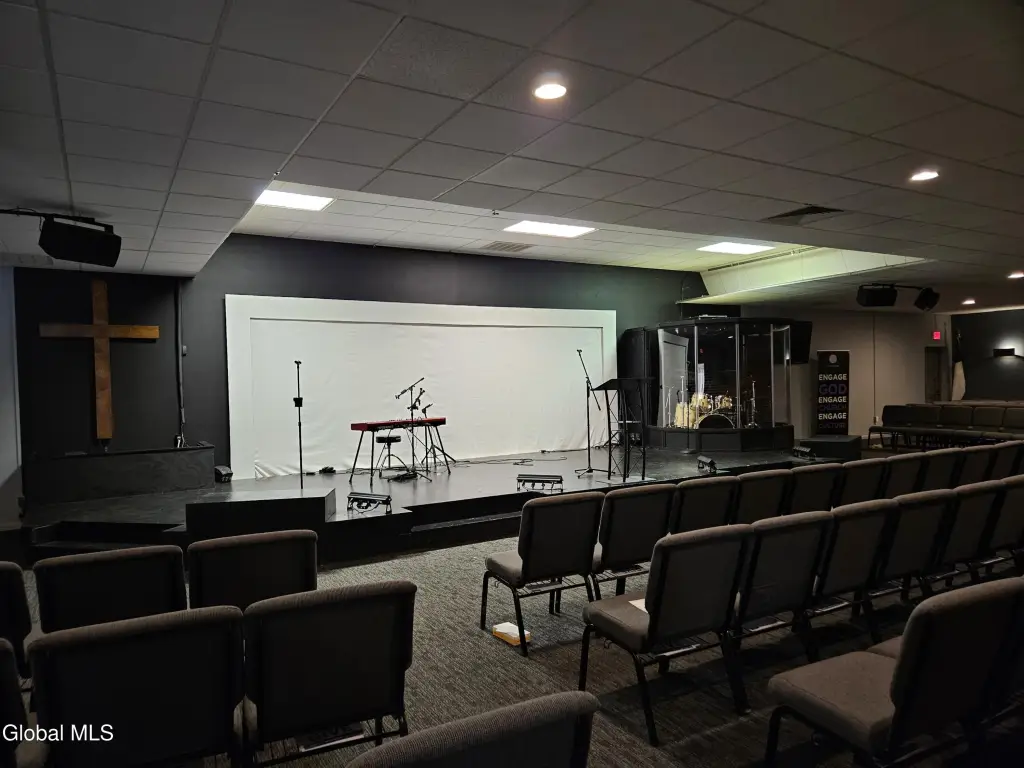 Picture 12