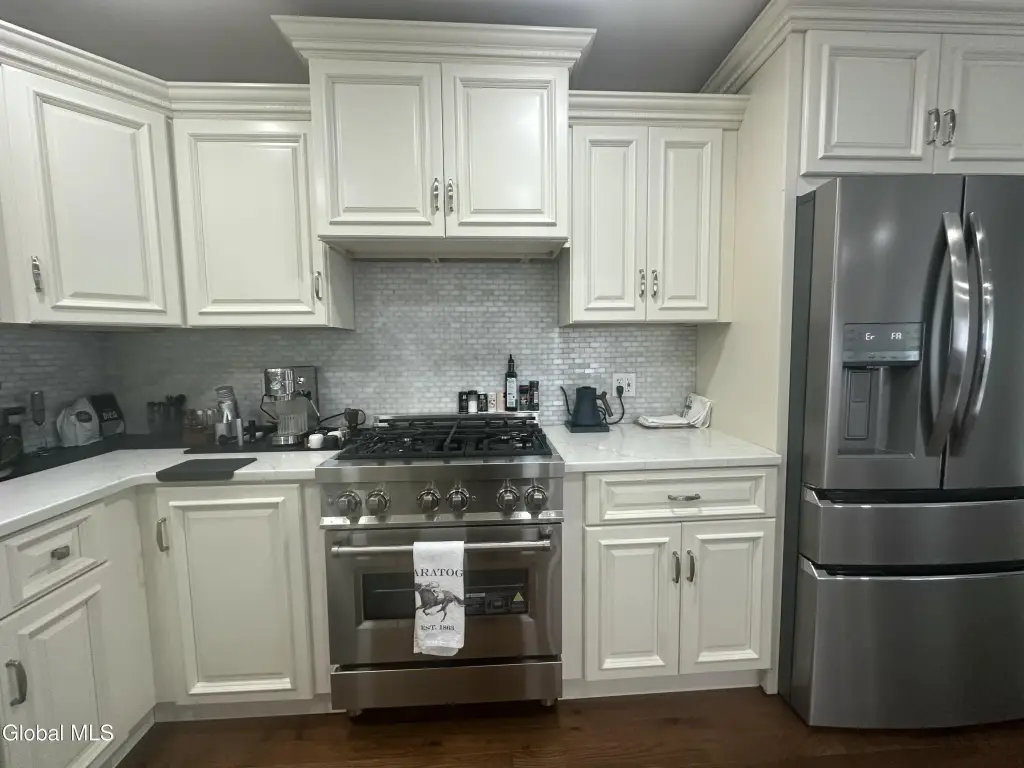 Picture 9