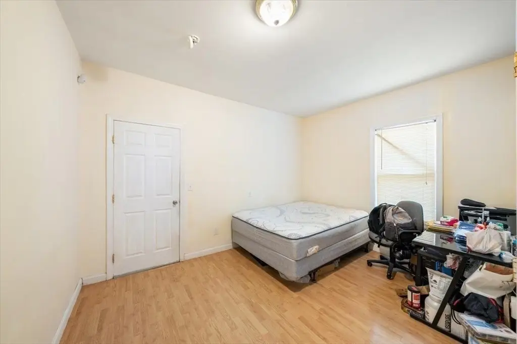 Picture 16